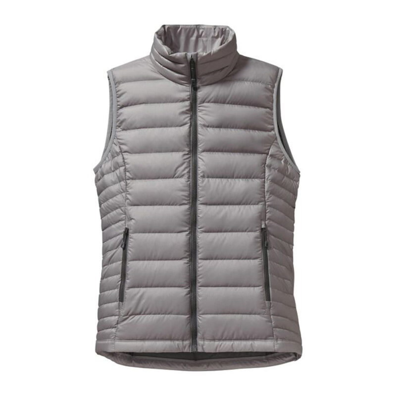 Sleeveless puffer jacket